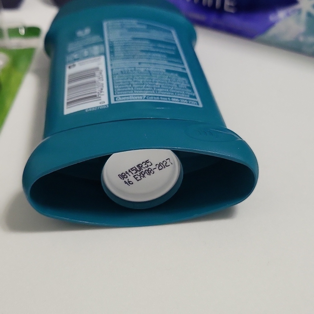Men's Personal Care Bundle - Picture 3 of 6